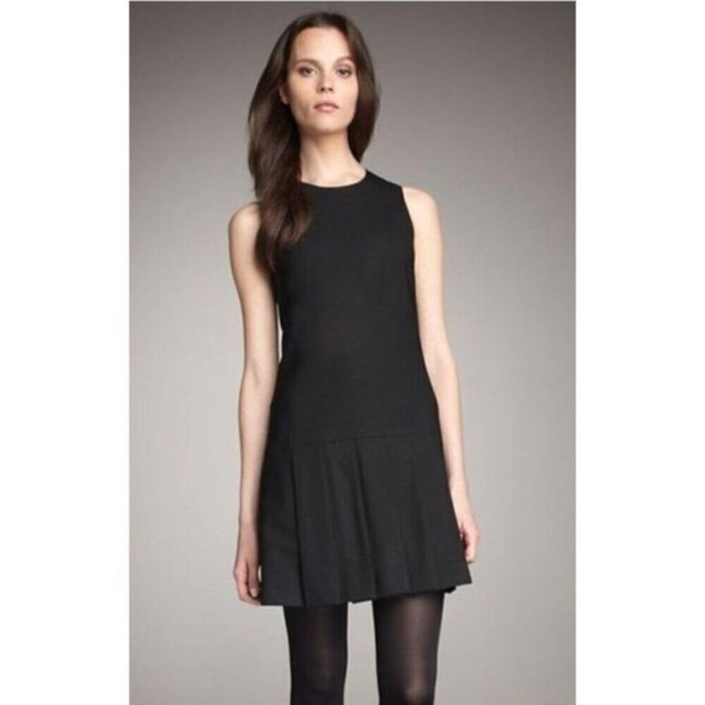 Theory Olvana Dress Wool Pleated Career Office Work Designer LBD Black Size 4